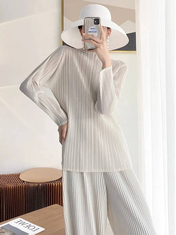 Moda Düz Renk Kıvrımlı Tişört  - Vintage Fashion Build incelemesi ve fiyatı