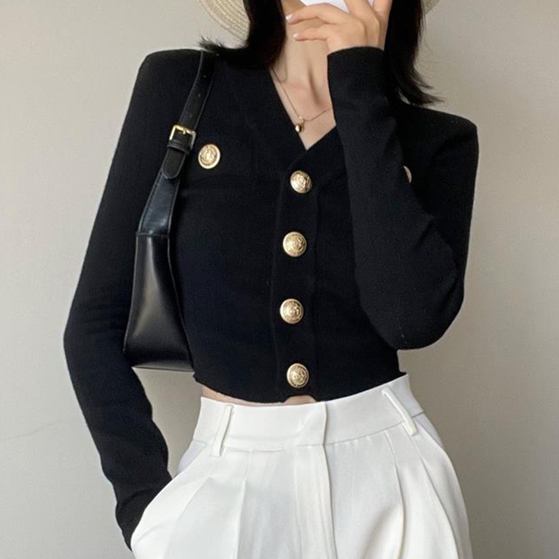 Altın Düğme Ön Örgü Hırka Kadı - Crop Cardigan Vintage incelemesi ve fiyatı